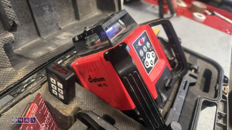 DATUM rotating laser c/w case (black) | Day 2 Carlton Timed Sale (Main ...