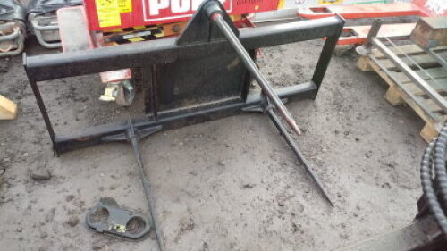 Bale spike to suit skid steer/loader (unused)