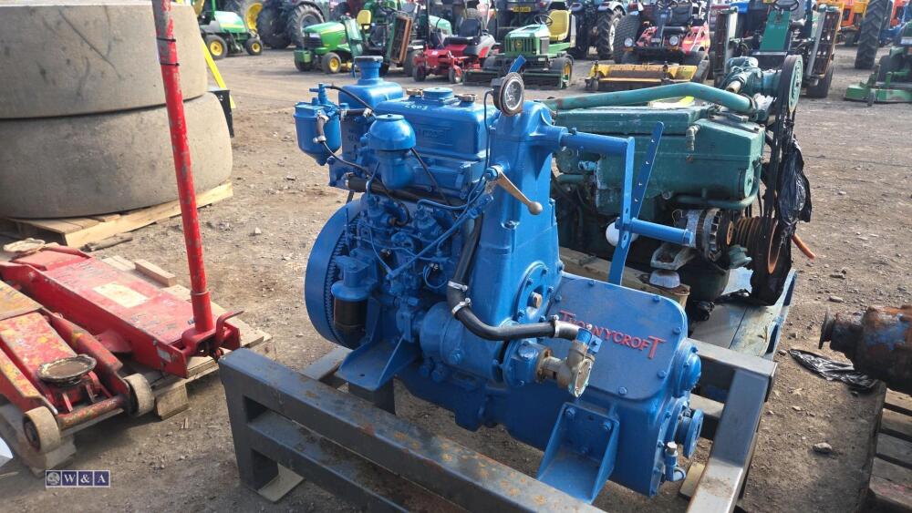HORNCROFT 2-cylinder diesel engine | Day 3 Carlton Timed Sale (Builders ...