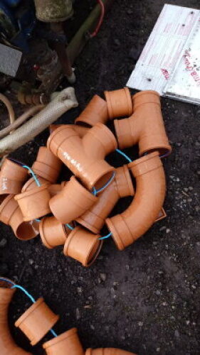 Various mixed 4'' drainage fittings