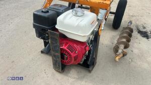 COMPAC PHD Honda petrol hydraulic post hole borer c/w 3 x augers & 1 x extension (s/n 2964) - 11