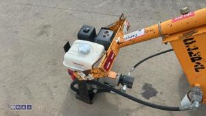 COMPAC PHD Honda petrol hydraulic post hole borer c/w 3 x augers & 1 x extension (s/n 2964) - 14