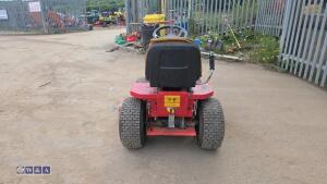 COUNTAX C800HE petrol hydrostatic ride on mower (s/n B6930660) - 4