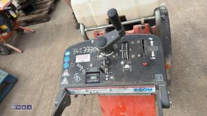 HUSQVARNA diesel road saw c/w dust suppression bottle (3423330) - 5