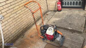 BELLE petrol compaction plate (3306154)