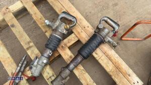2 x pneumatic picks (490)(124)