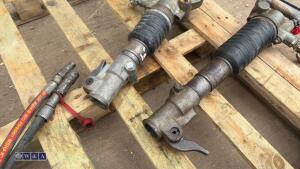 2 x pneumatic picks (490)(124) - 2