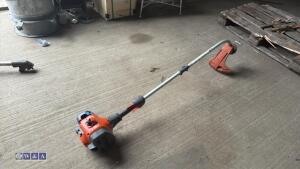 HUSQVARNA 122R petrol strimmer