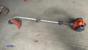 HUSQVARNA 122R petrol strimmer - 3