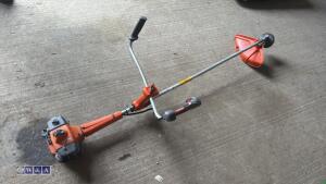 HUSQVARNA petrol strimmer - 4