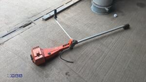 HUSQVARNA 240R petrol strimmer - 3