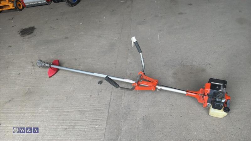 ECHO SRM220ES petrol strimmer