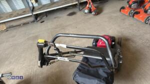 HONDA HRD530 petrol rotary mower c/w collection box - 5