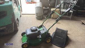 JOHN DEERE petrol rotary mower c/w collection box - 9