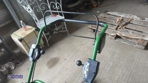 JOHN DEERE petrol rotary mower c/w collection box - 10