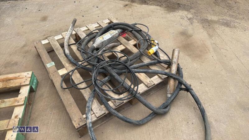 WACKER NEUSON 110v high frequency poker c/w flex