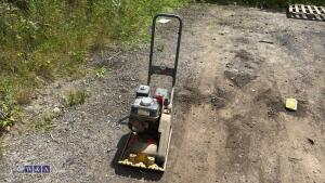 WACKER NEUSON VP1135 petrol compaction plate (3432230) - 2
