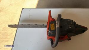 HUSQVARNA 40 petrol chainsaw - 4
