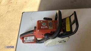 STIHL 025 petrol chainsaw (no bar) - 4