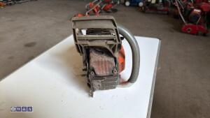 HUSQVARNA 560 petrol chainsaw (no bar) - 3