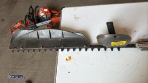 HUSQVARNA 226 petrol hedge cutter - 3