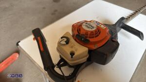 STIHL HS87R petrol hedge cutter - 3