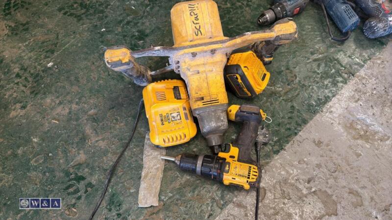 DEWALT paddle mixer, drill & battery