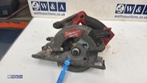 MILWAUKEE M18 CCS55 18v circular saw (23)