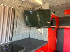 1999 VOLKSWAGEN TRANSPORTER campervan c/w diesel night heater, fridge, gas hob, sink, mains hook up, front passenger seat swivel chair, pop up roof rack & roll bed (T672 TWX)(MoT 31st May 2027)(V5, MoT & folder of history in office) - 41