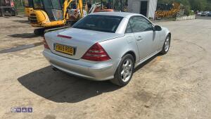 2001 MERCEDES-BENZ SLK200 KOMPRESSOR 6-speed manual petrol convertible car, full leather (Y869 RDB)(V5 in office) - 5