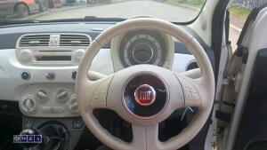 2010 FIAT 500 LOUNGE 5-speed manual petrol 3-door hatchback car (GY10 UPK)(V5 in office) - 19