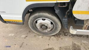 2018 MITSUBISHI FUSO 7.5t truck with UTRANAZZ concrete pump c/w remote control operation (GN68 VXS)(MoT 30th April 2027)(V5 & remote in office) - 11