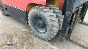 BOSS 13t forklift with duplex mast - 10