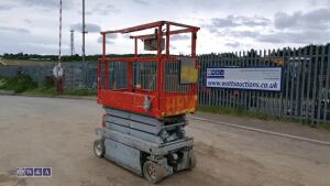 2012 SKYJACK SJ111 3219 battery driven scissor lift (s/n 32640789) - 3