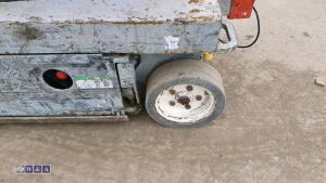 2012 SKYJACK SJ111 3219 battery driven scissor lift (s/n 32640789) - 12
