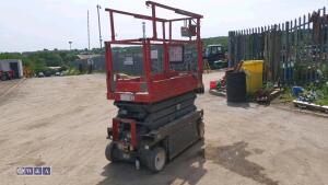 2012 SKYJACK SJ111 3219 battery driven scissor lift (s/n 22038268) - 5