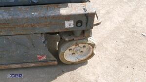 2012 SKYJACK SJ111 3219 battery driven scissor lift (s/n 22038268) - 12