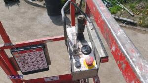 2012 SKYJACK SJ111 3219 battery driven scissor lift (s/n 22038268) - 17