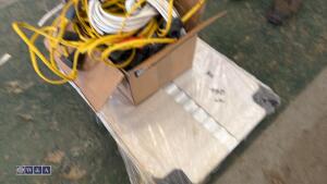 Radiator & 110v light cable - 3