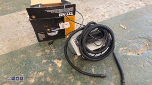 TITAN 240v wallpaper steamer