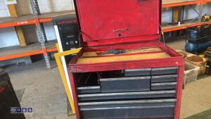 2 x tool cabinets c/w contents - 7