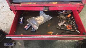 2 x tool cabinets c/w contents - 9