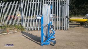 GENIE SLA25 material hoist & forks (3243371) - 2