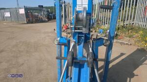 GENIE SLA25 material hoist & forks (3243371) - 11