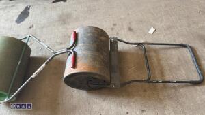 2 x garden rollers - 4