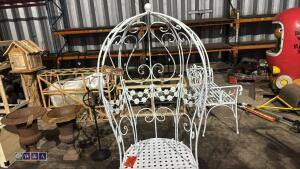 Metal cage seat (white) - 2