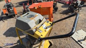 WACKER NEUSON petrol floor saw c/w dust suppression bottle - 6