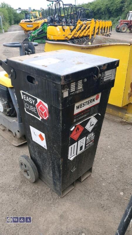WESTERN 105ltr fuel caddy