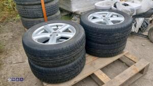 Set of 4 x TEAM DYNAMICS alloy wheels (235/55/17) - 2