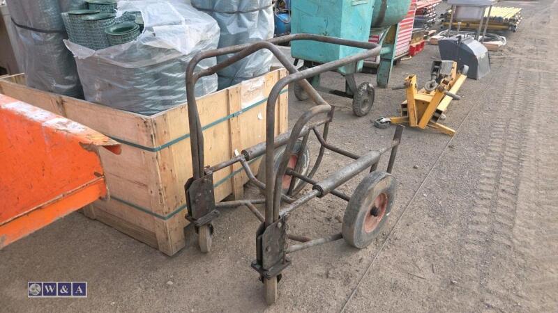 Barrel trolley